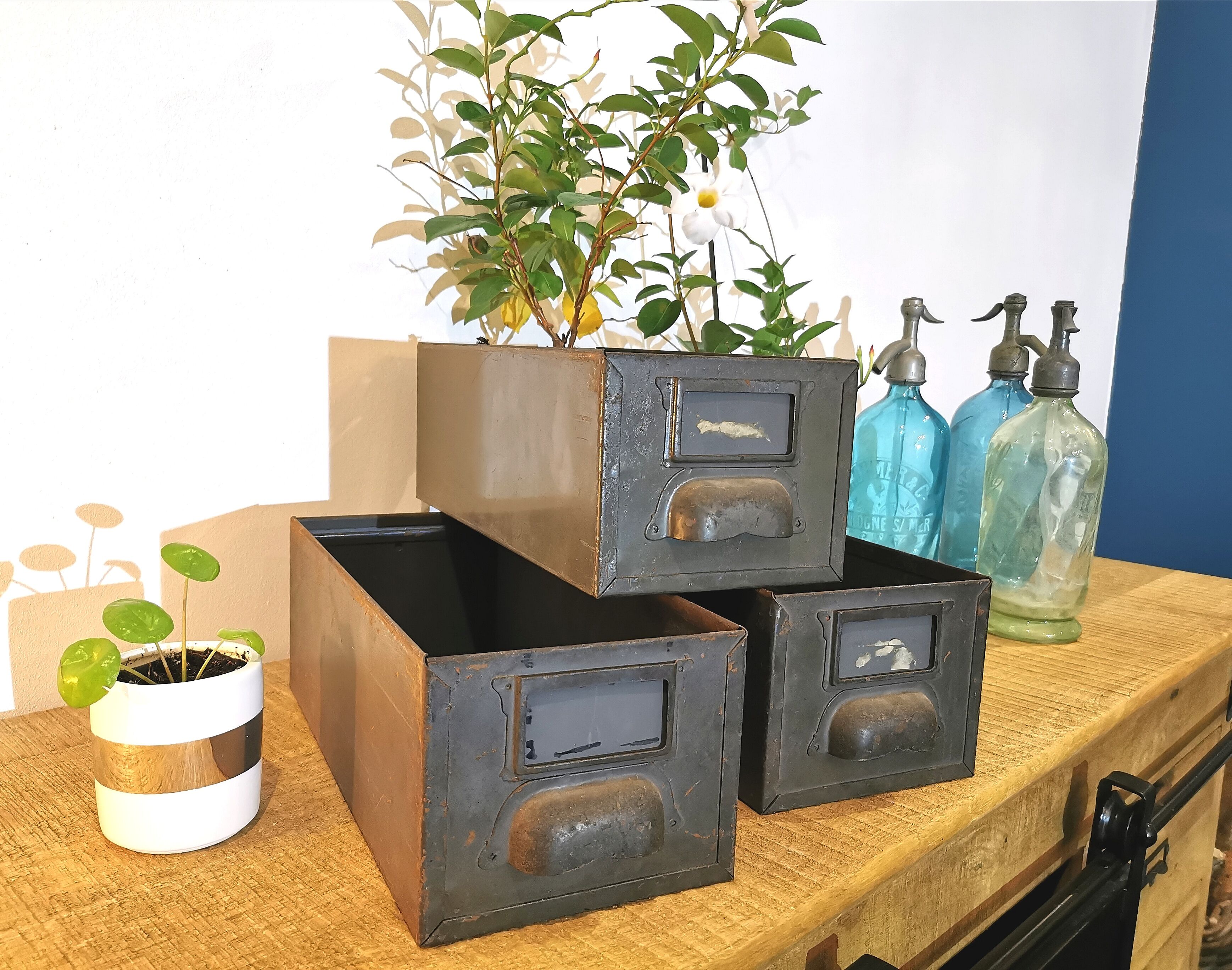 Set of 3 industrial lockers