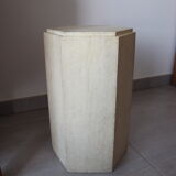 Faceted saddle in vintage travertine