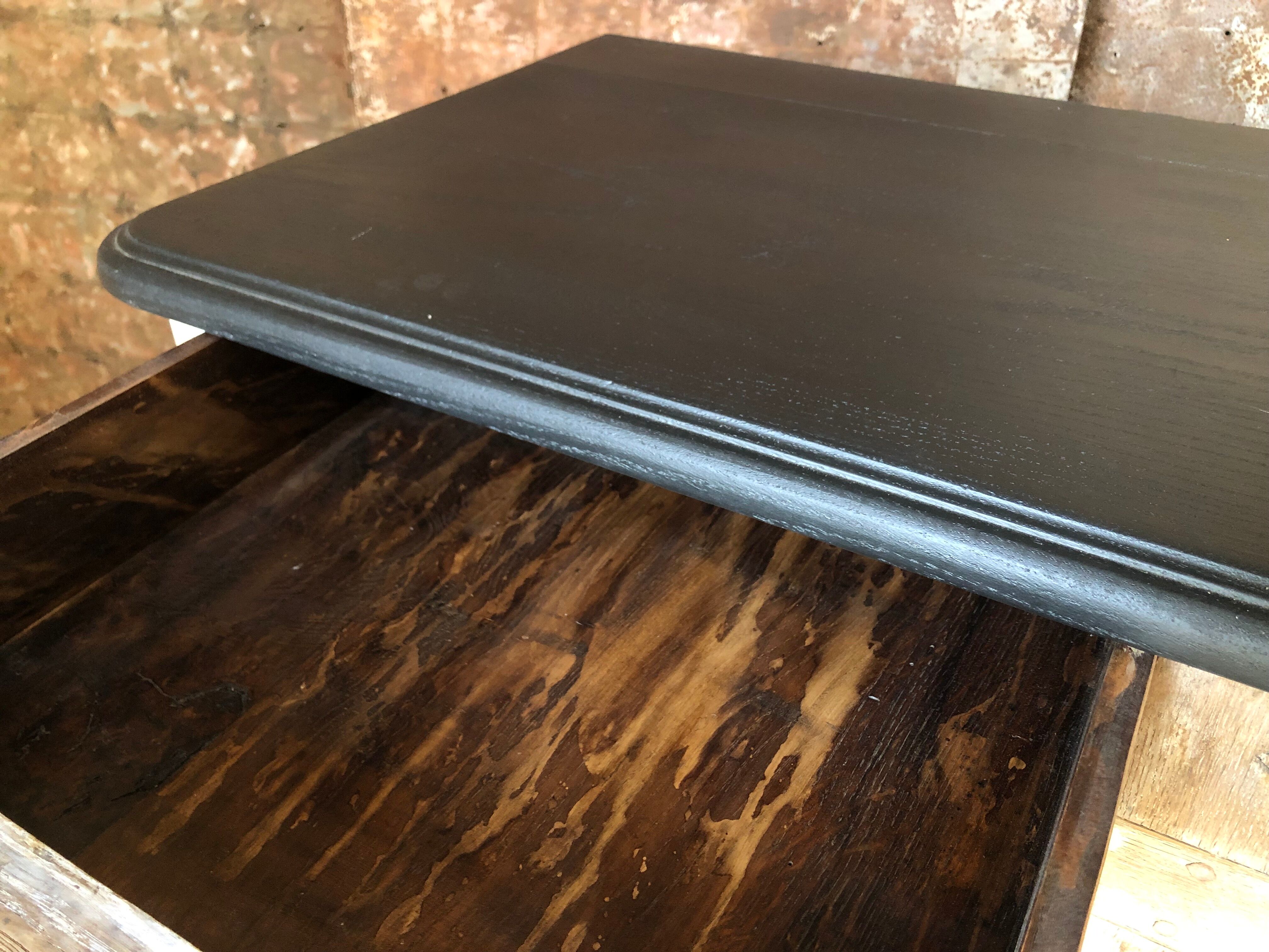 Buffet de style Louis XV