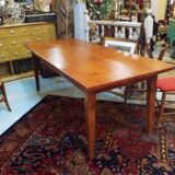 Farm table