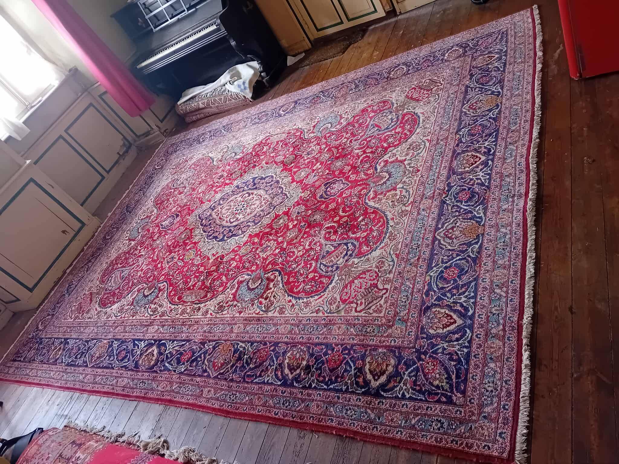 Handmade Persian Tabriz Rug 377x292cm