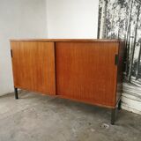 Enfilade sliding doors