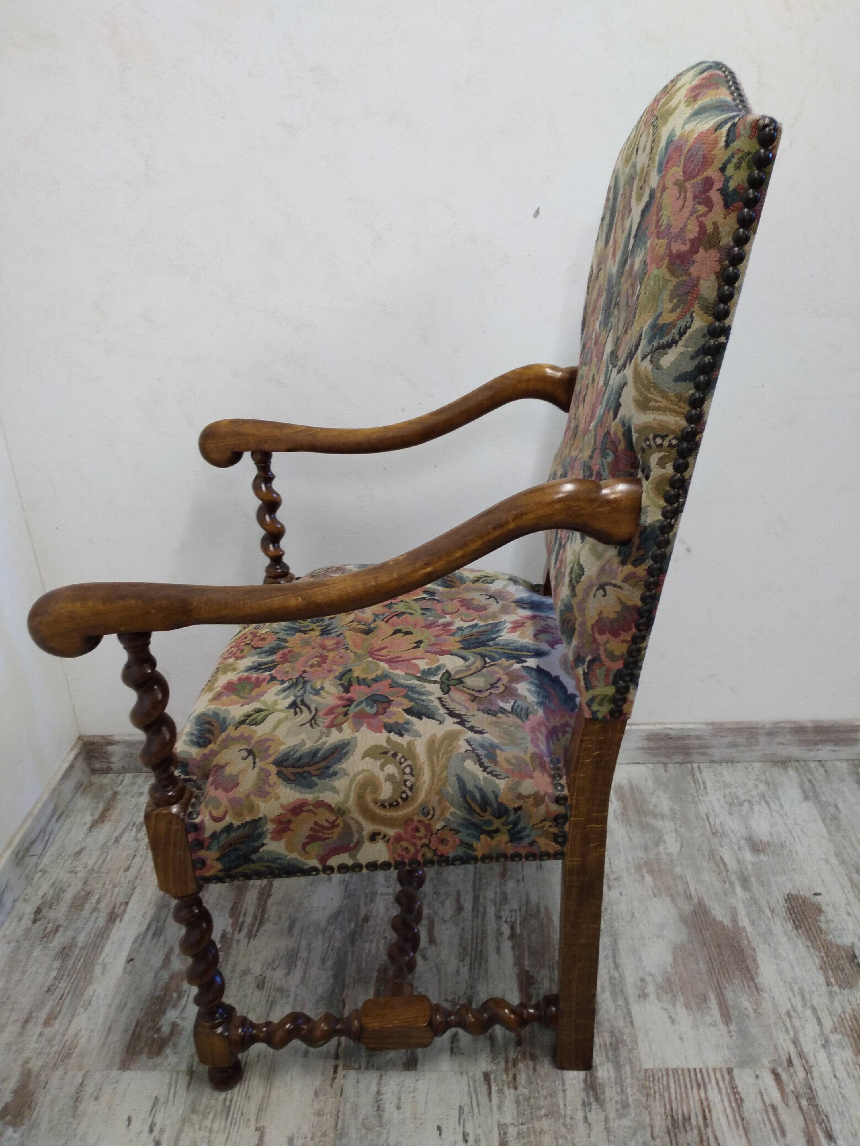 Fauteuils ancien avec pouf