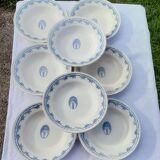 8 hollow plates in F J earthenware with frieze and central bouquet