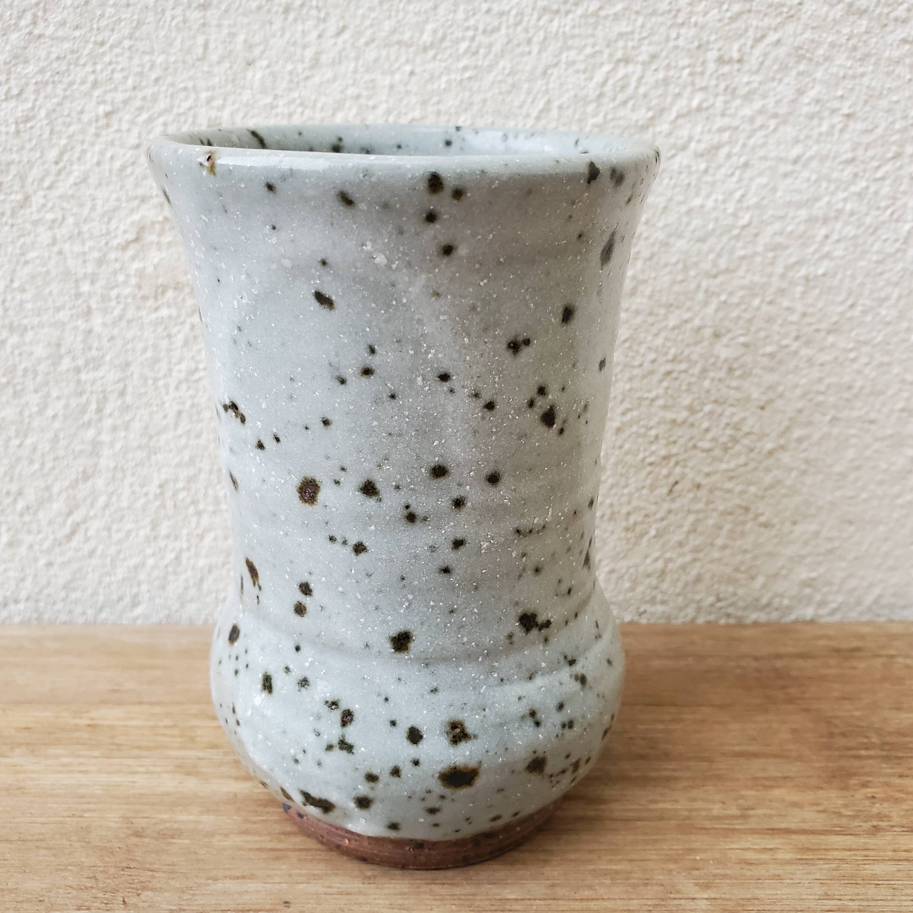 Stoneware pot vase