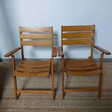 Set of 2 vintage wooden folding armchairs