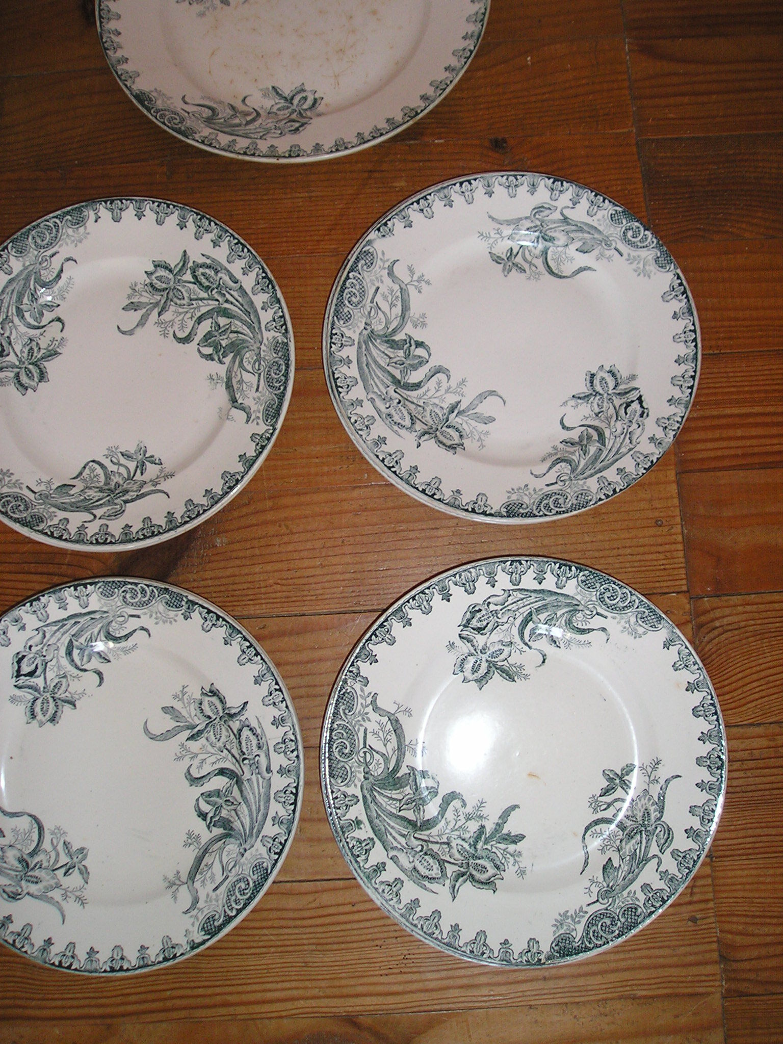Service 6 people in faience art nouveau ste amandinoise model iris