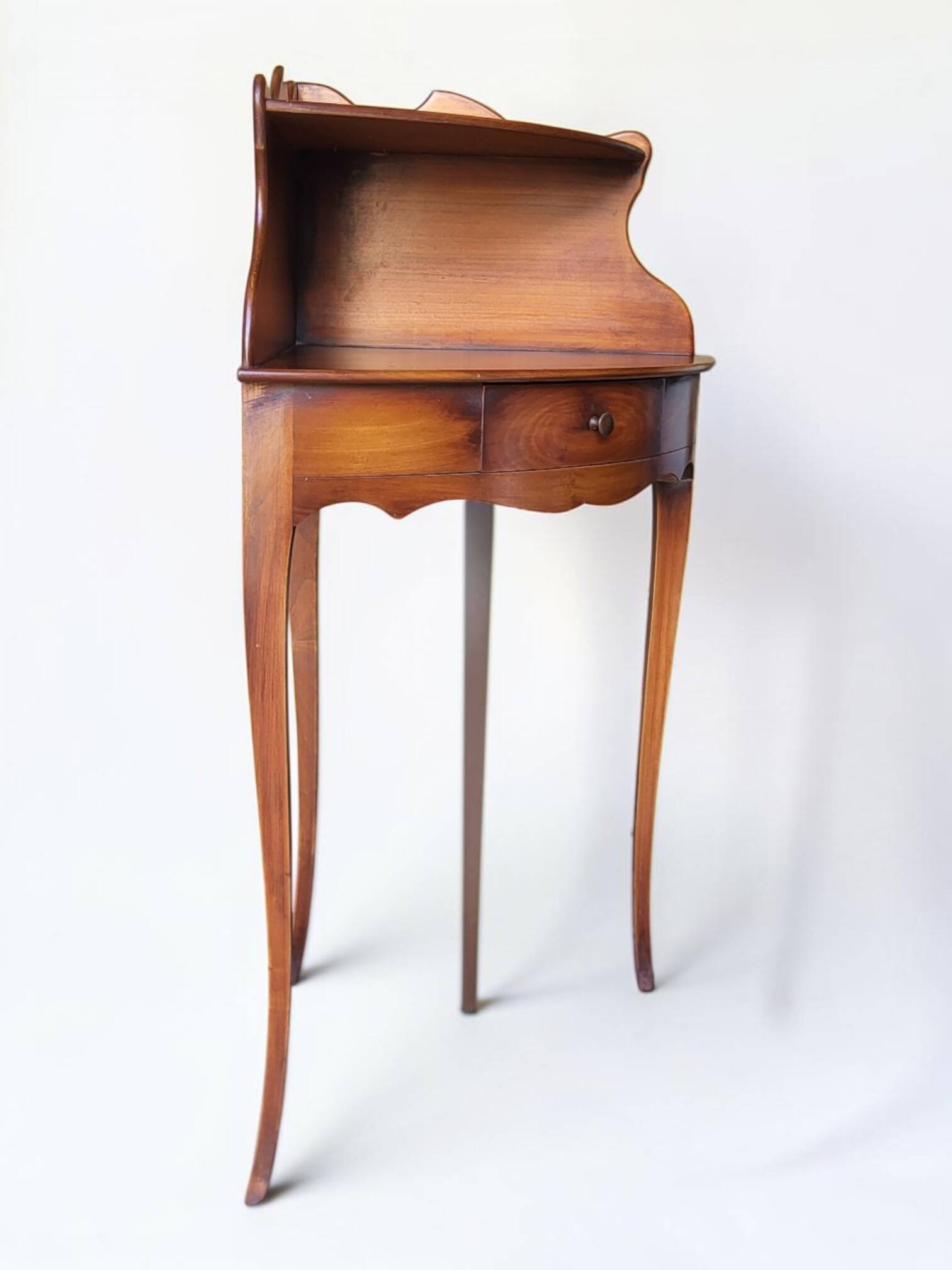 Corner furniture / Wooden corner unit