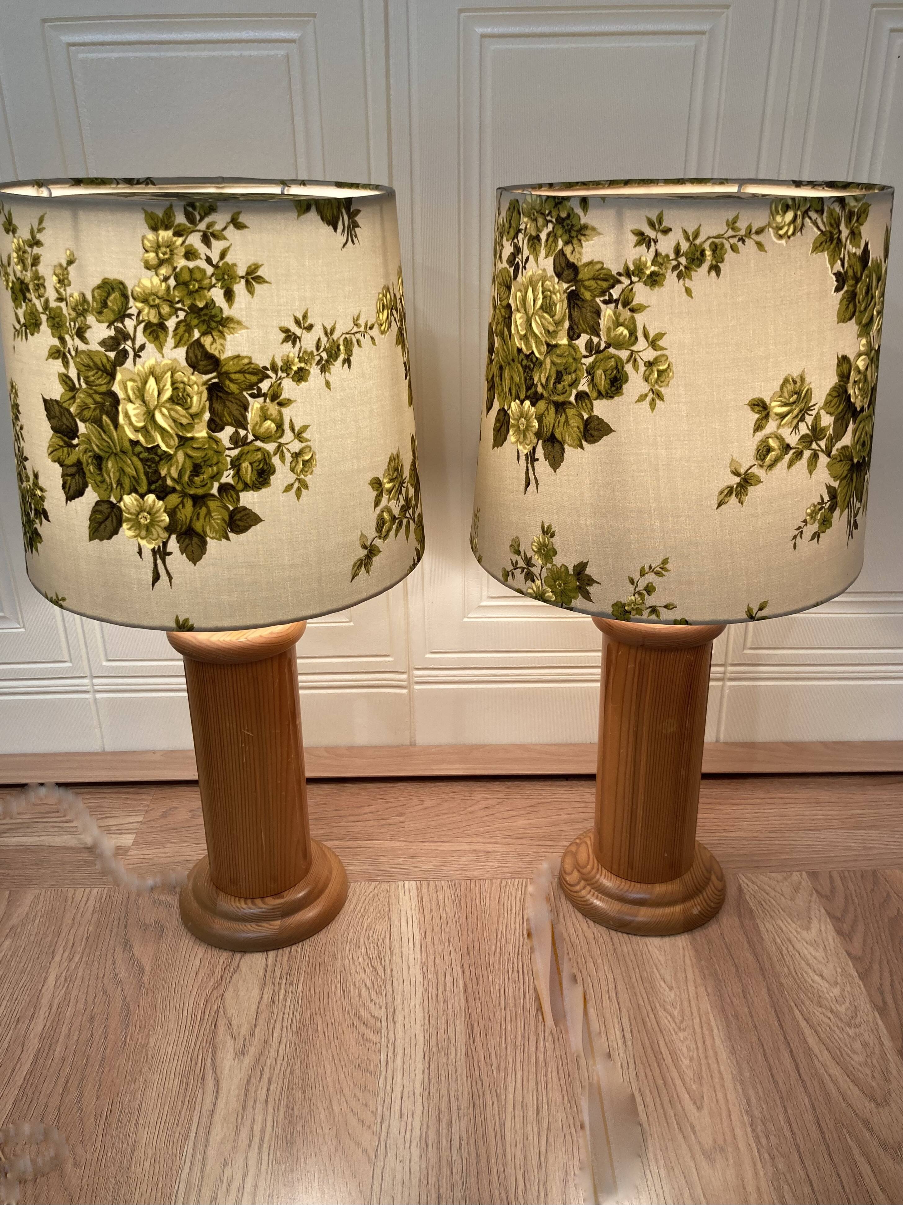 Pair of large pine lamps 1960 "scandinavian design".
