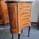 Commode galbée demi-lune en marqueterie – style Louis XV, fin XIXe siècle