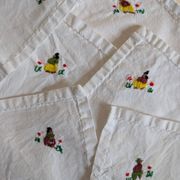 Ensemble de 6 serviettes brodées