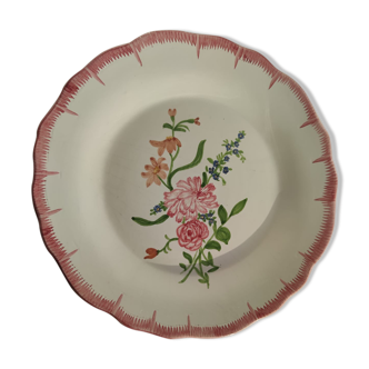 Earthenware plate with pink floral decoration