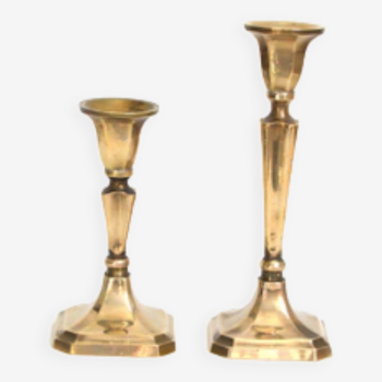 Pair of asymmetrical candlesticks