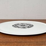 Plate from the postmodern Hilton series by Rosenthal, 1980s.