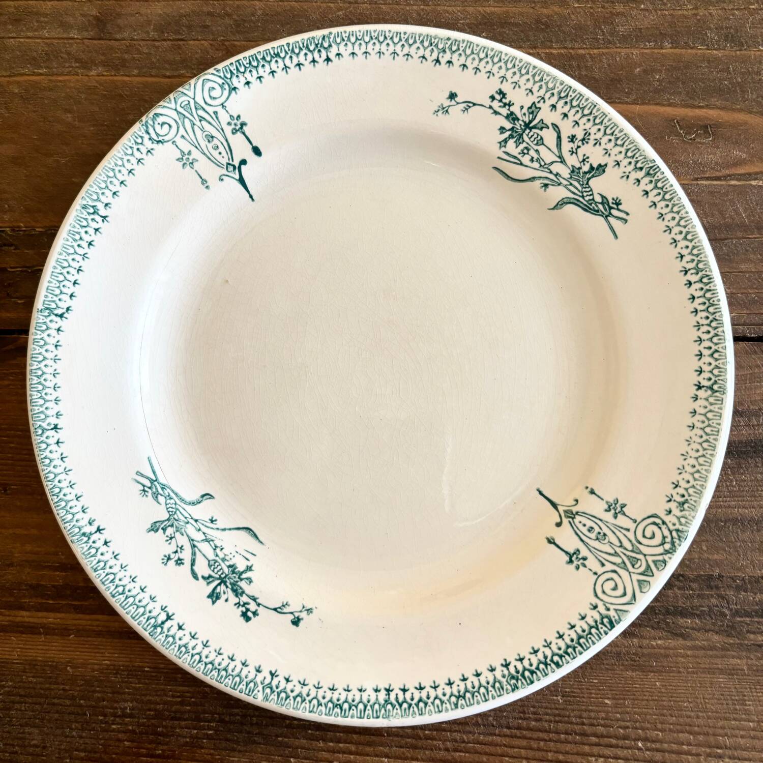 Iron earth dessert plate