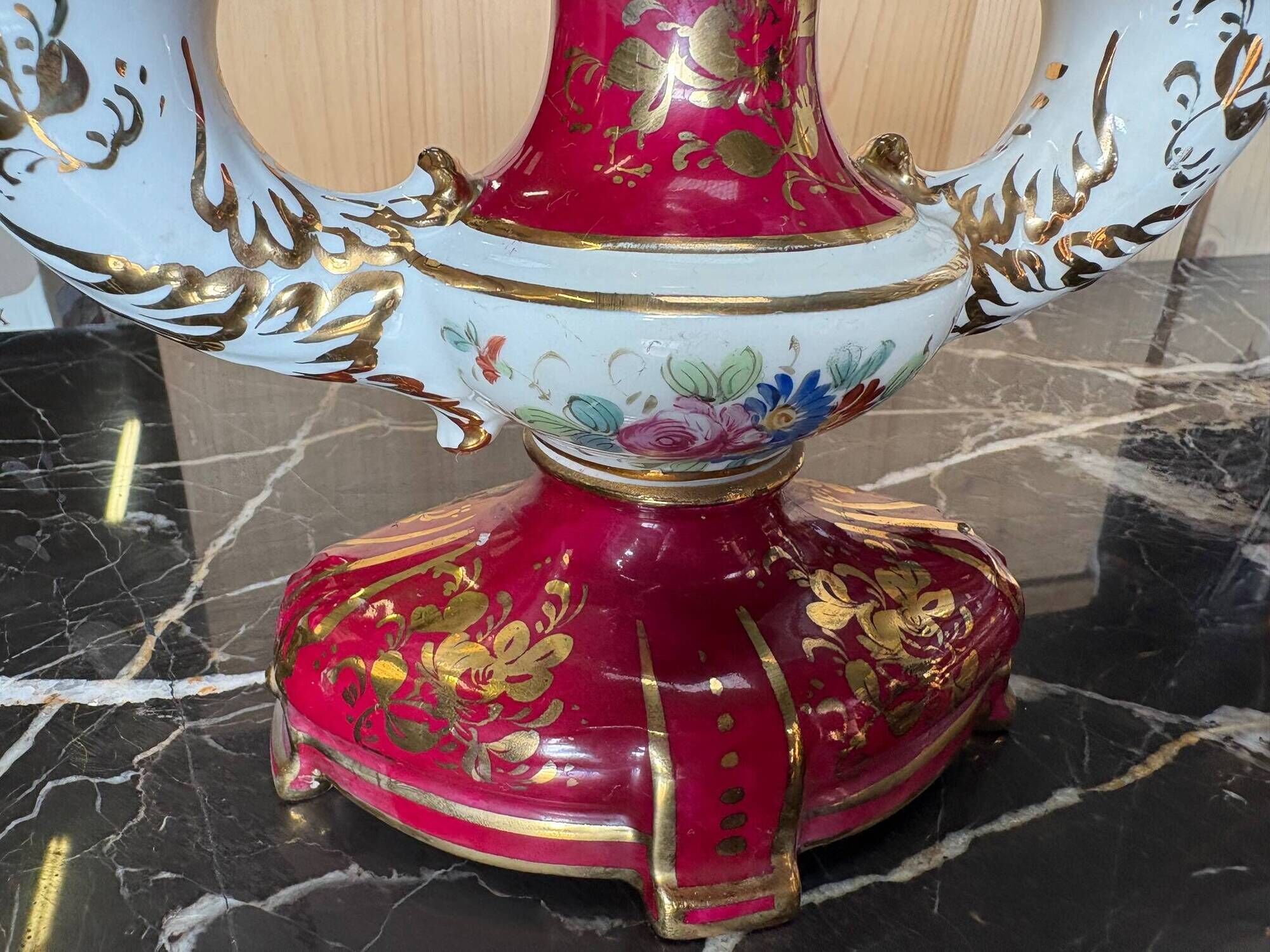 Pair of Limoges porcelain candlesticks with hand-decorated decoration – red and gold