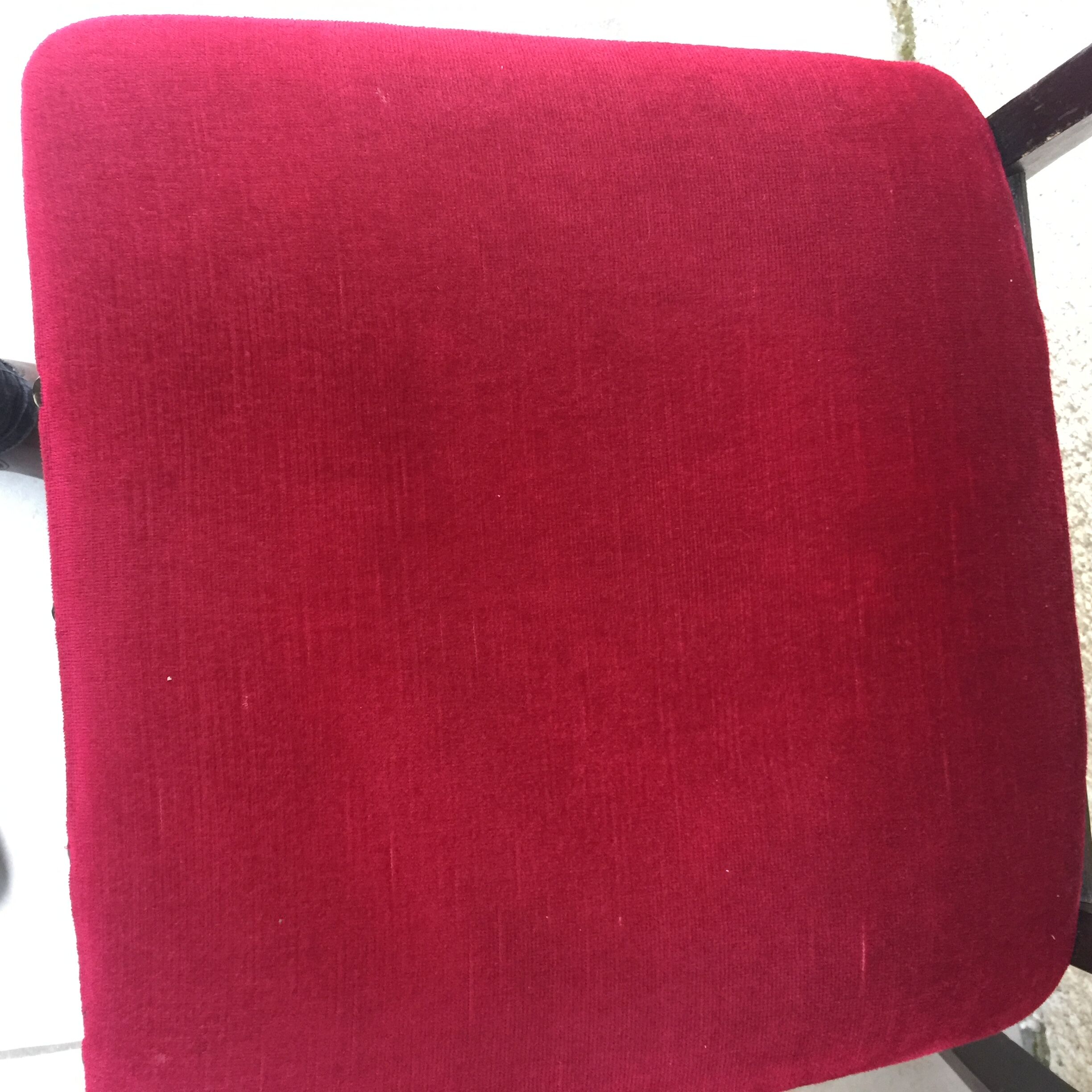 4 chairs monasteries