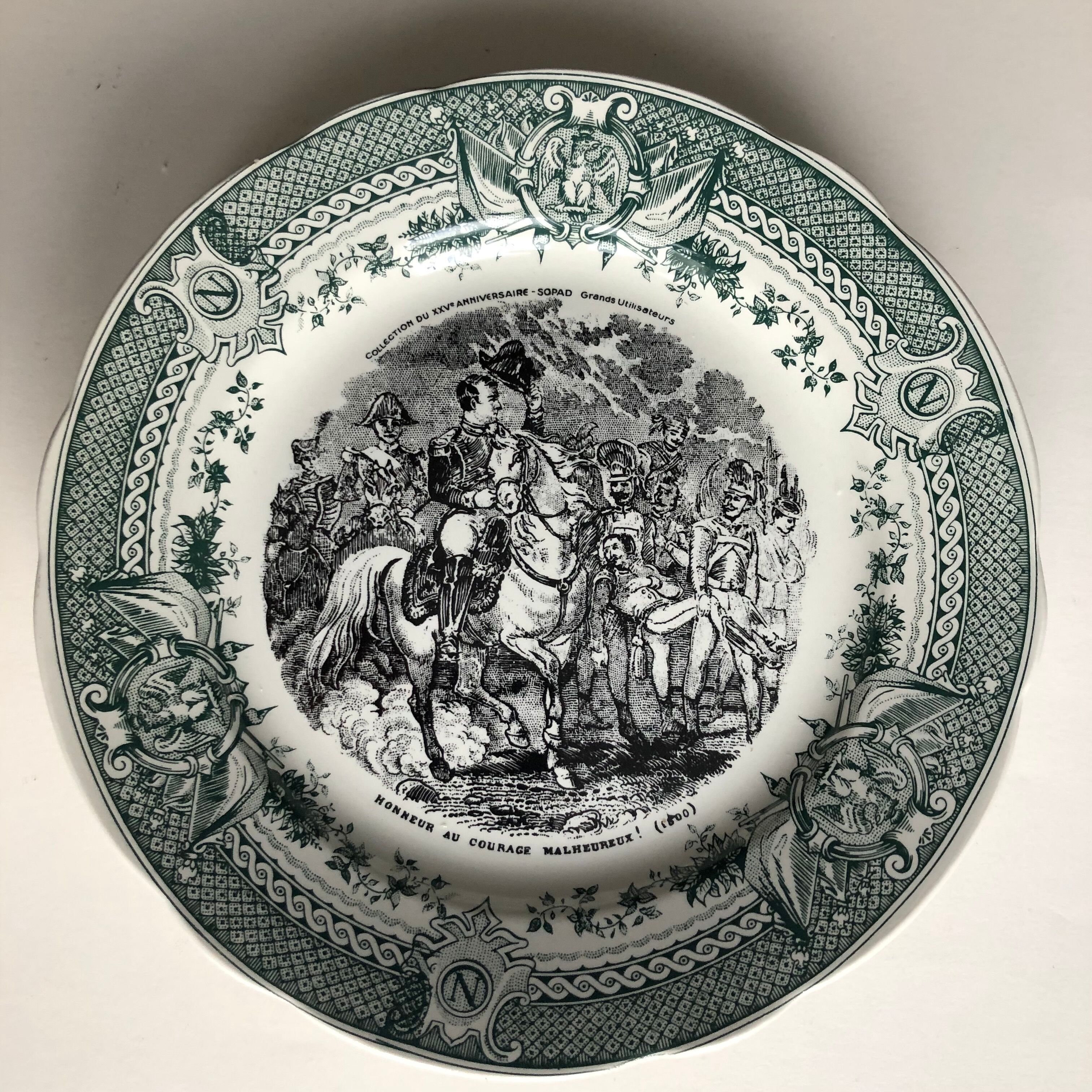 6 dessert plates in Sarreguemines earthenware Napoleon collection