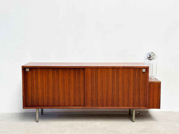 Alfred Hendrickx pour le buffet Belform