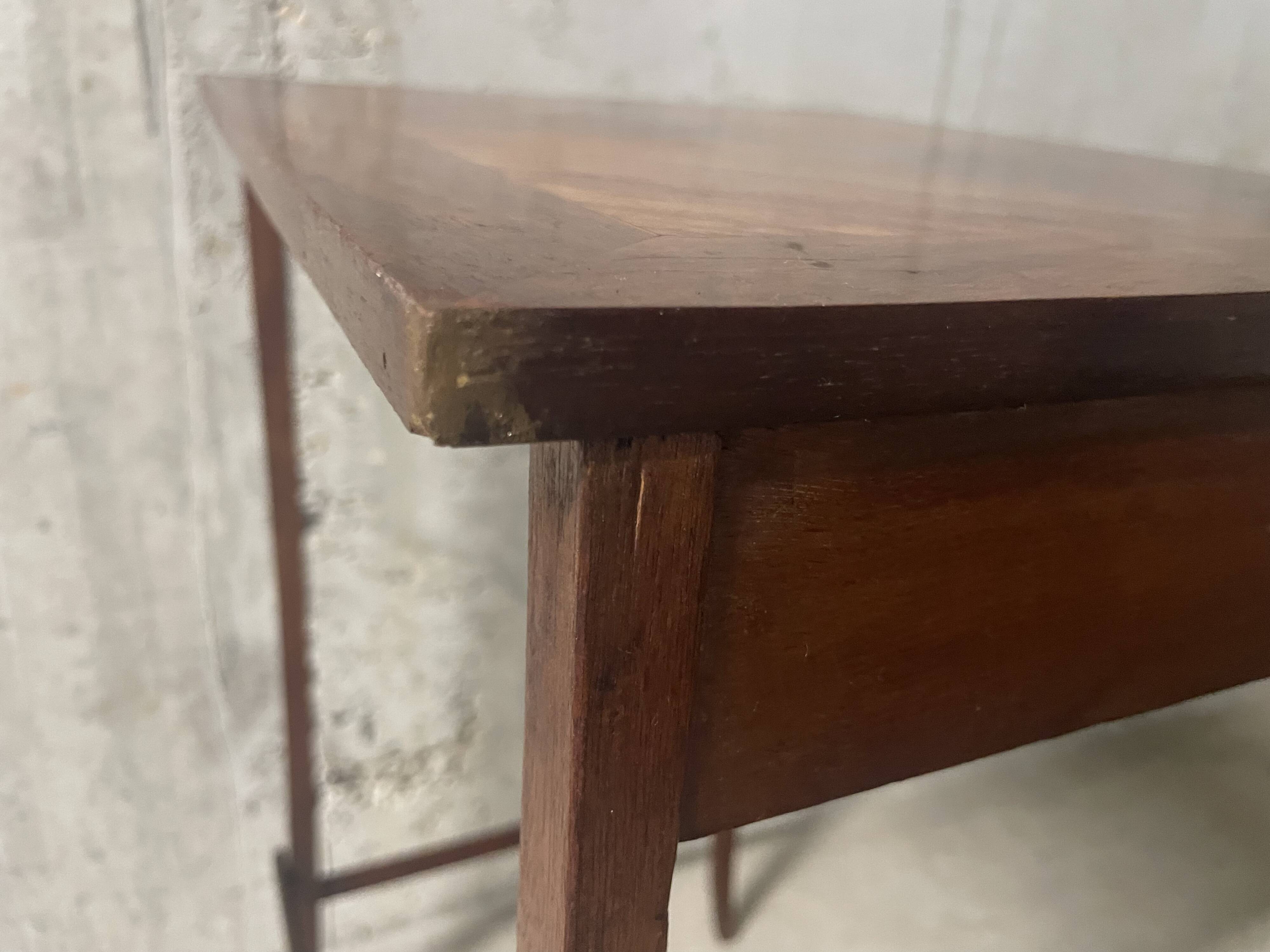 Antique gueridon