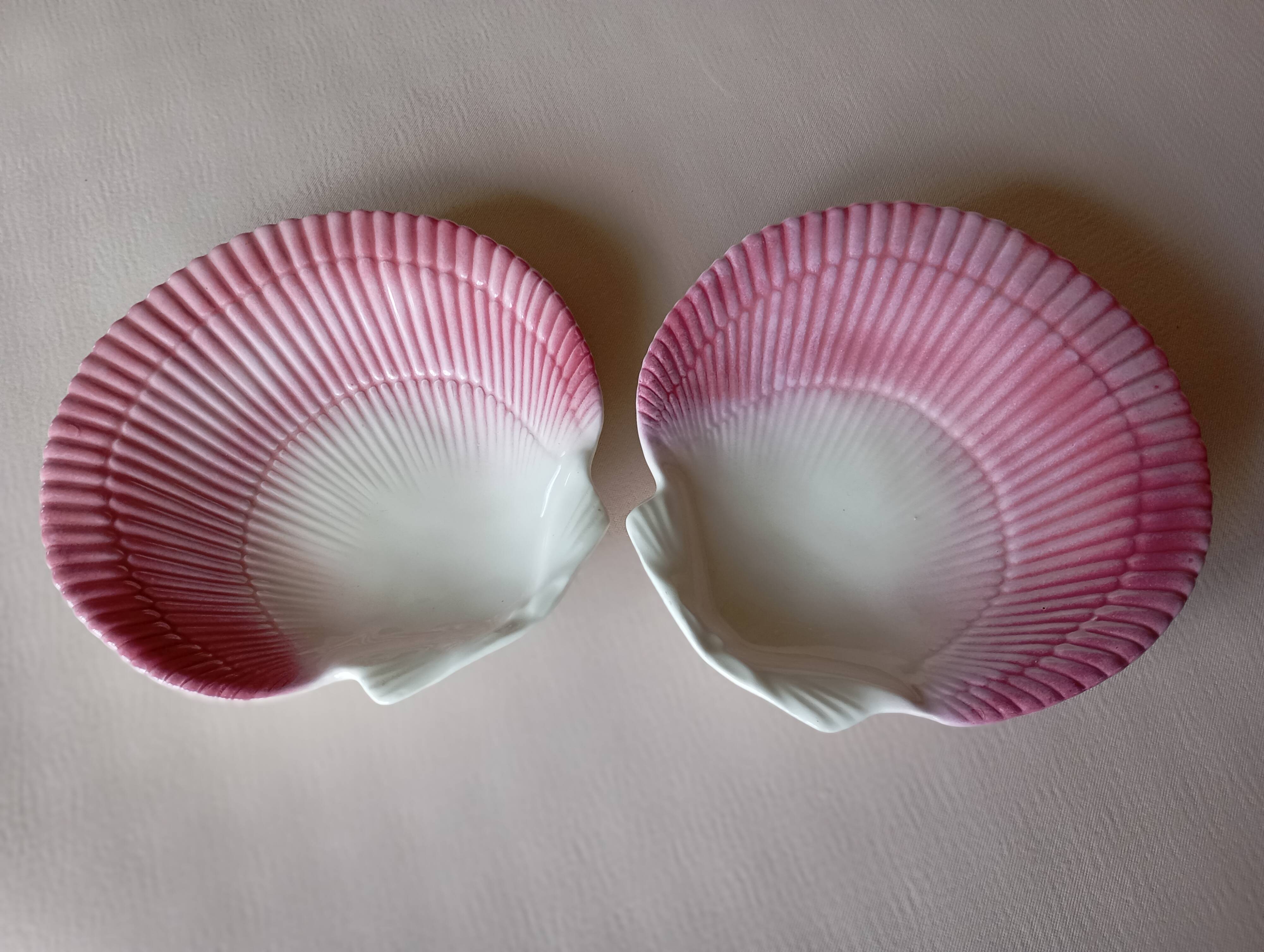 Shells for emptying pockets