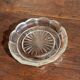 Cendrier vintage en verre moulé en forme de fleur D14 H2,5