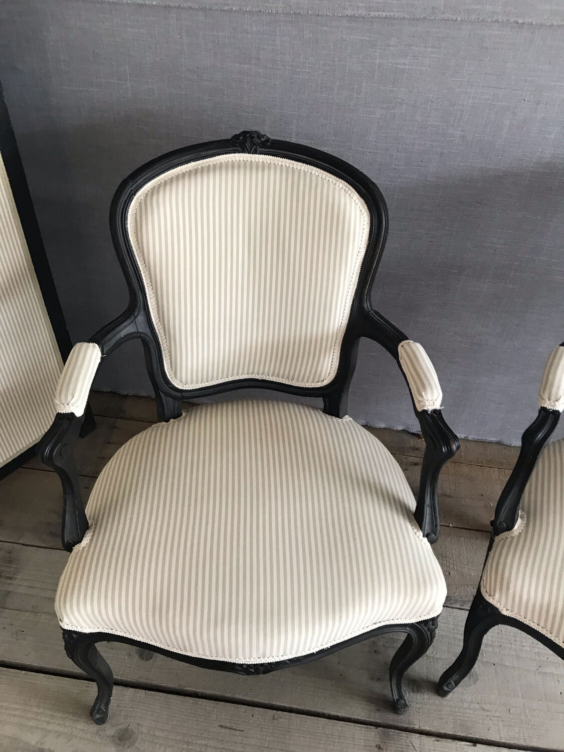 Pair of convertibles striped fabric