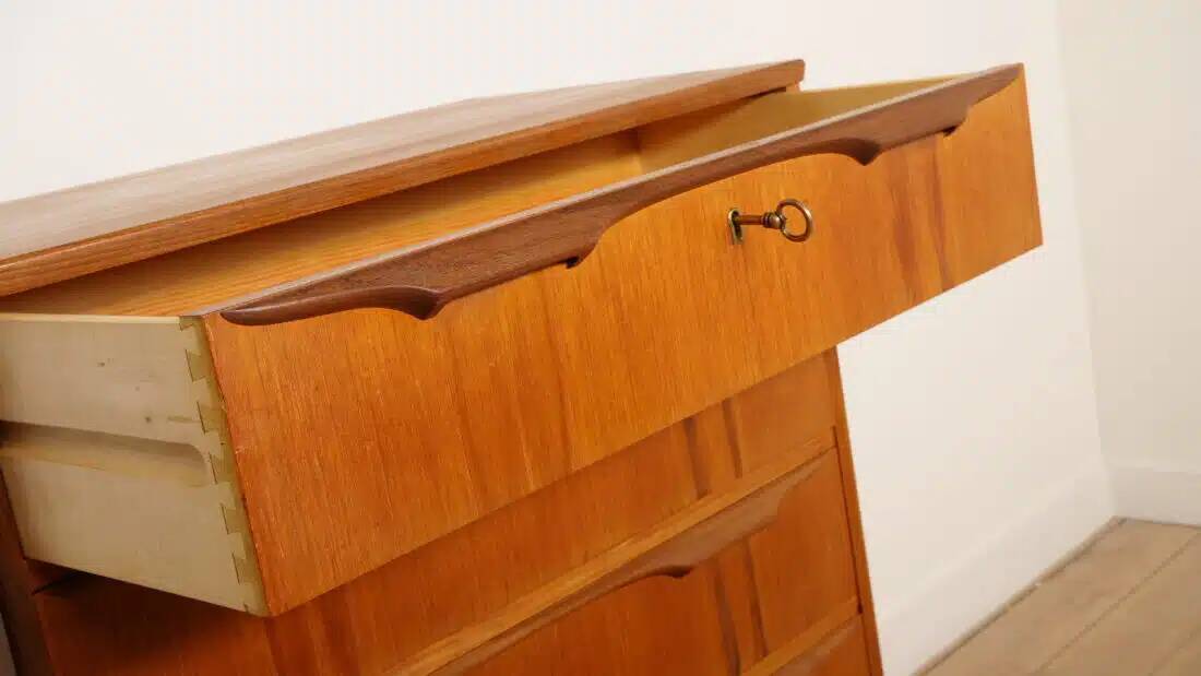 Vintage Danish chest of drawers | Teak | 6 drawers | 122 cm