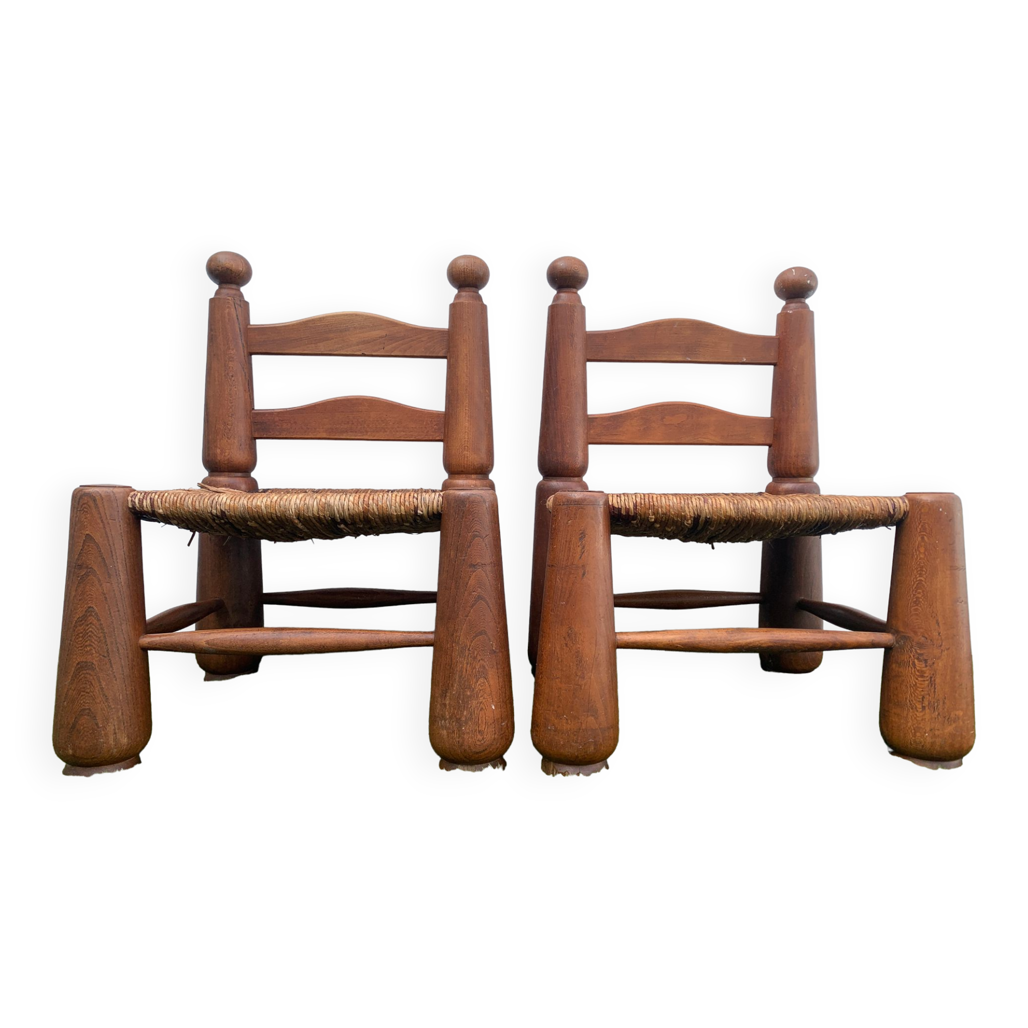 Pair of antique low fire chairs made of wood and straw