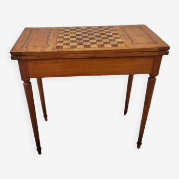 Games table with checkered tray