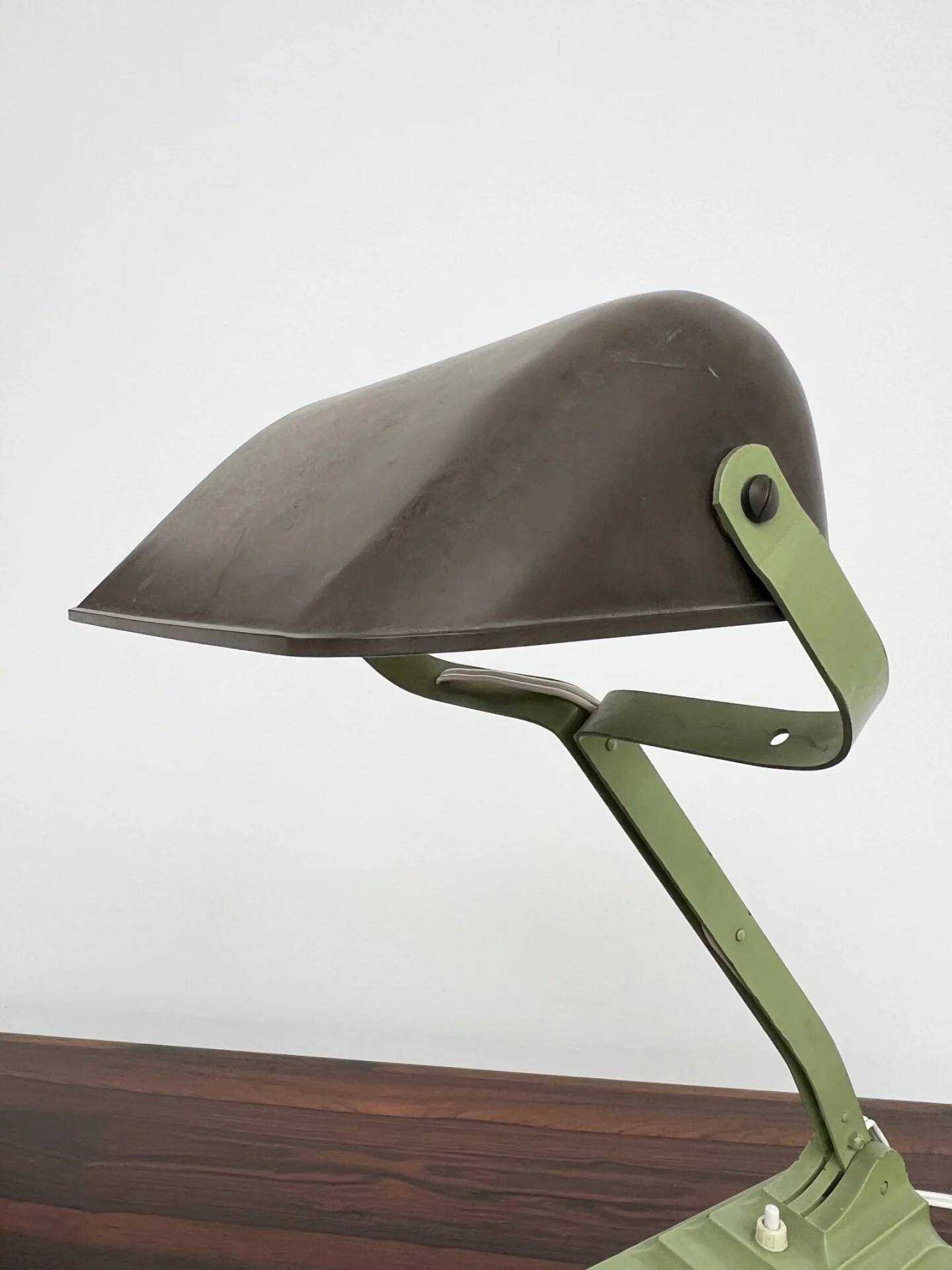 Articulated desk lamp ERPE — Pale green and Bakelite, Belgium, 1930s-40s