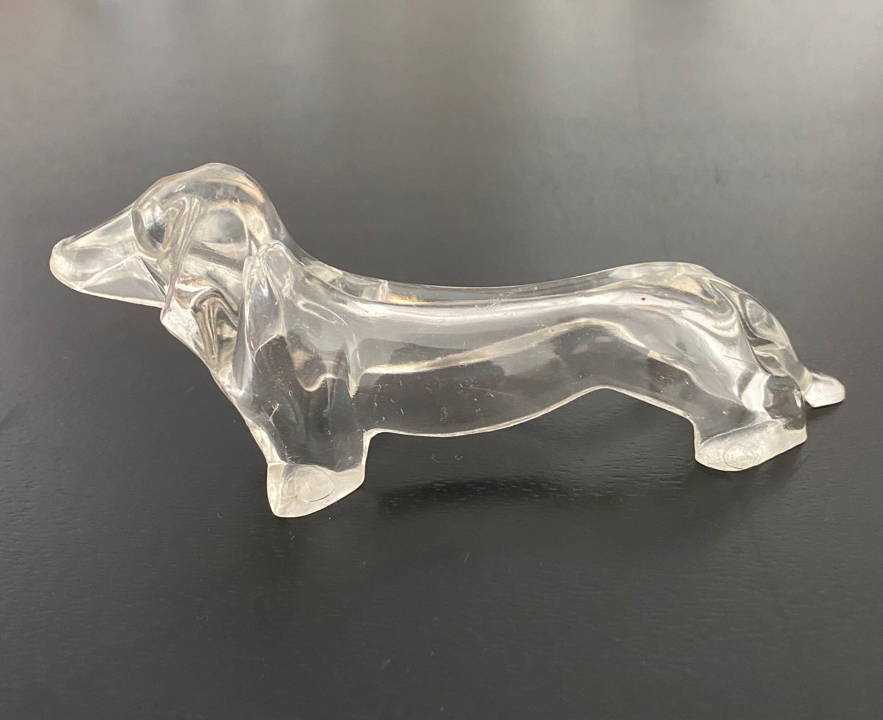8 plastic knife holders, 70s, dachshund shape
