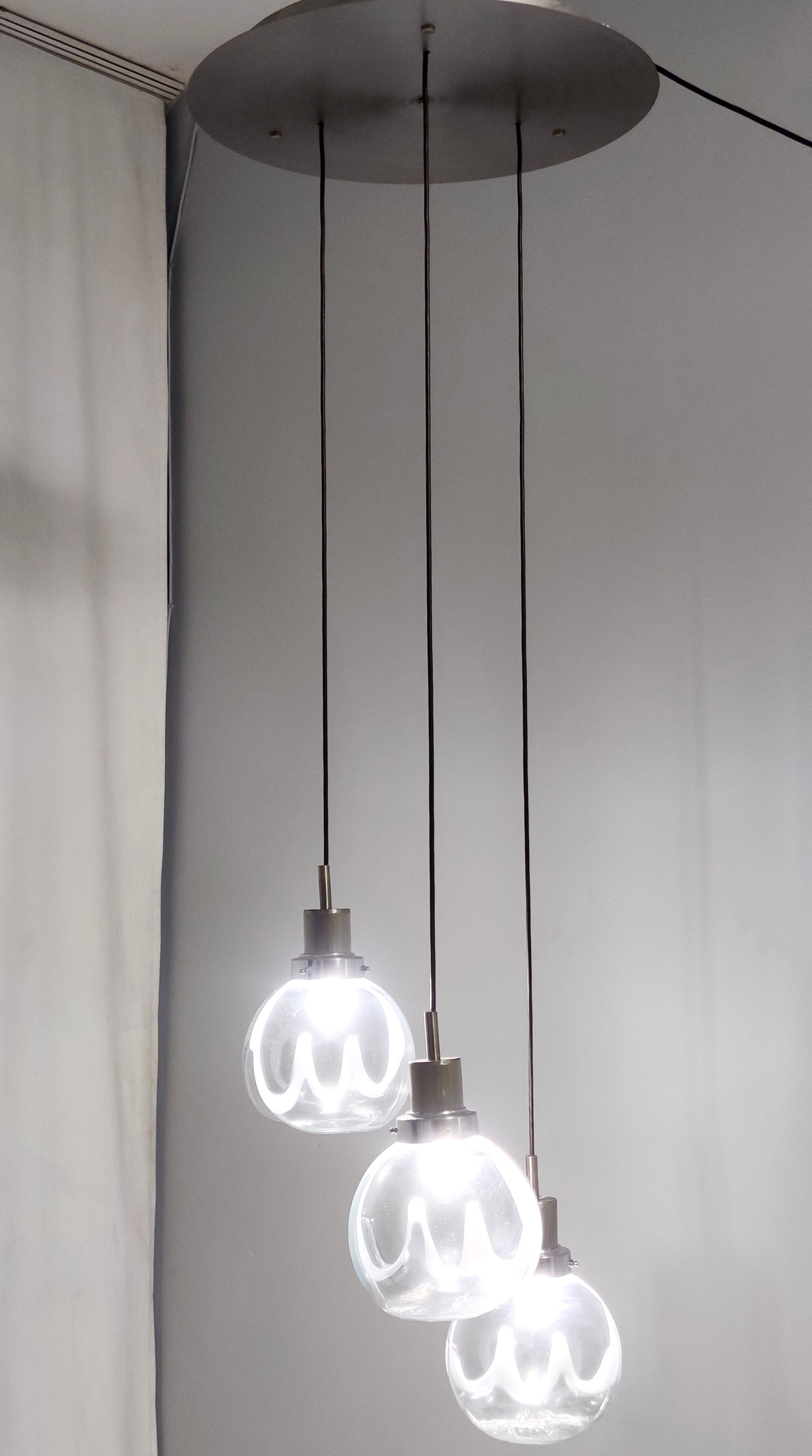 Murano glass and varnished metal 3-light pendant by Toni Zuccheri for Venini