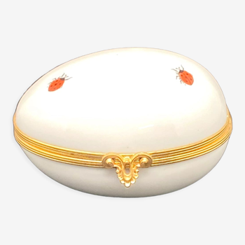 Oeuf décoratif en porcelaine de limoges motif coccinelles