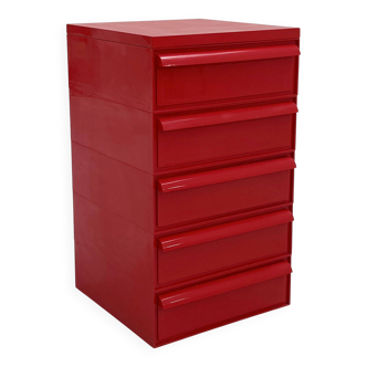 Red plastic 5-drawer chest by Simon Fussell for Kartell, 1970.
