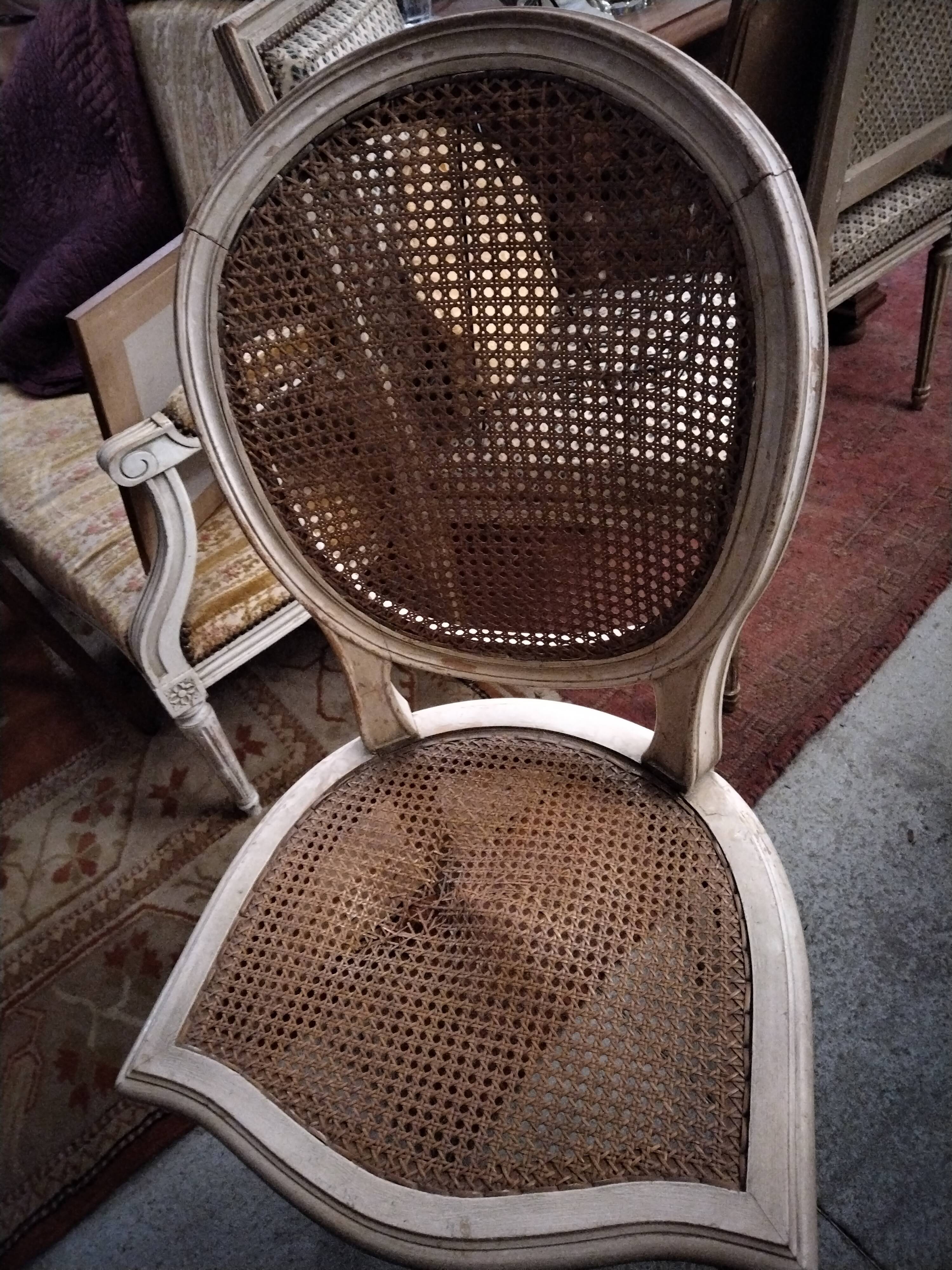 Lot Louis XV medallion chairs canned