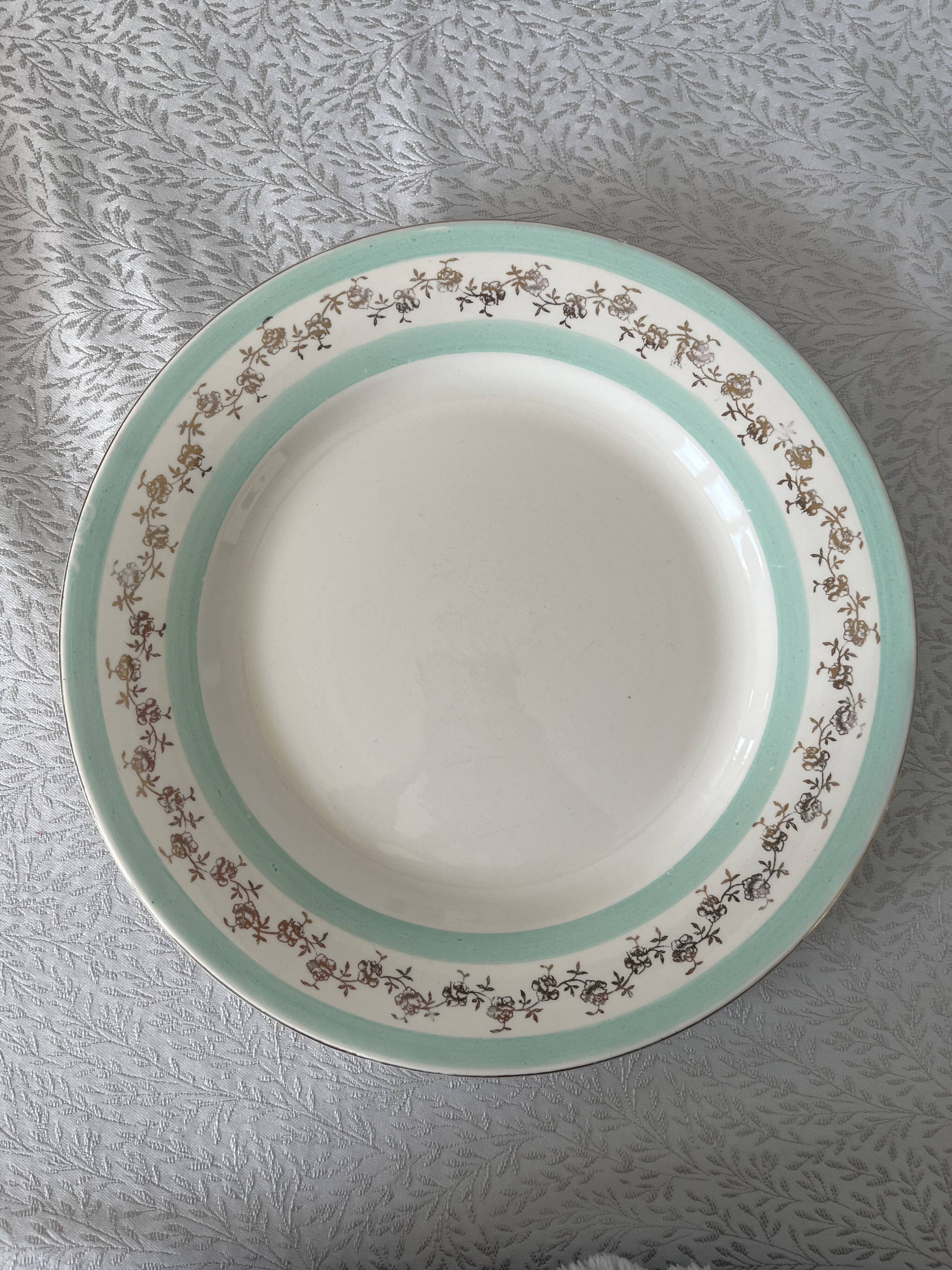 9 assiettes Digoin service Biarritz