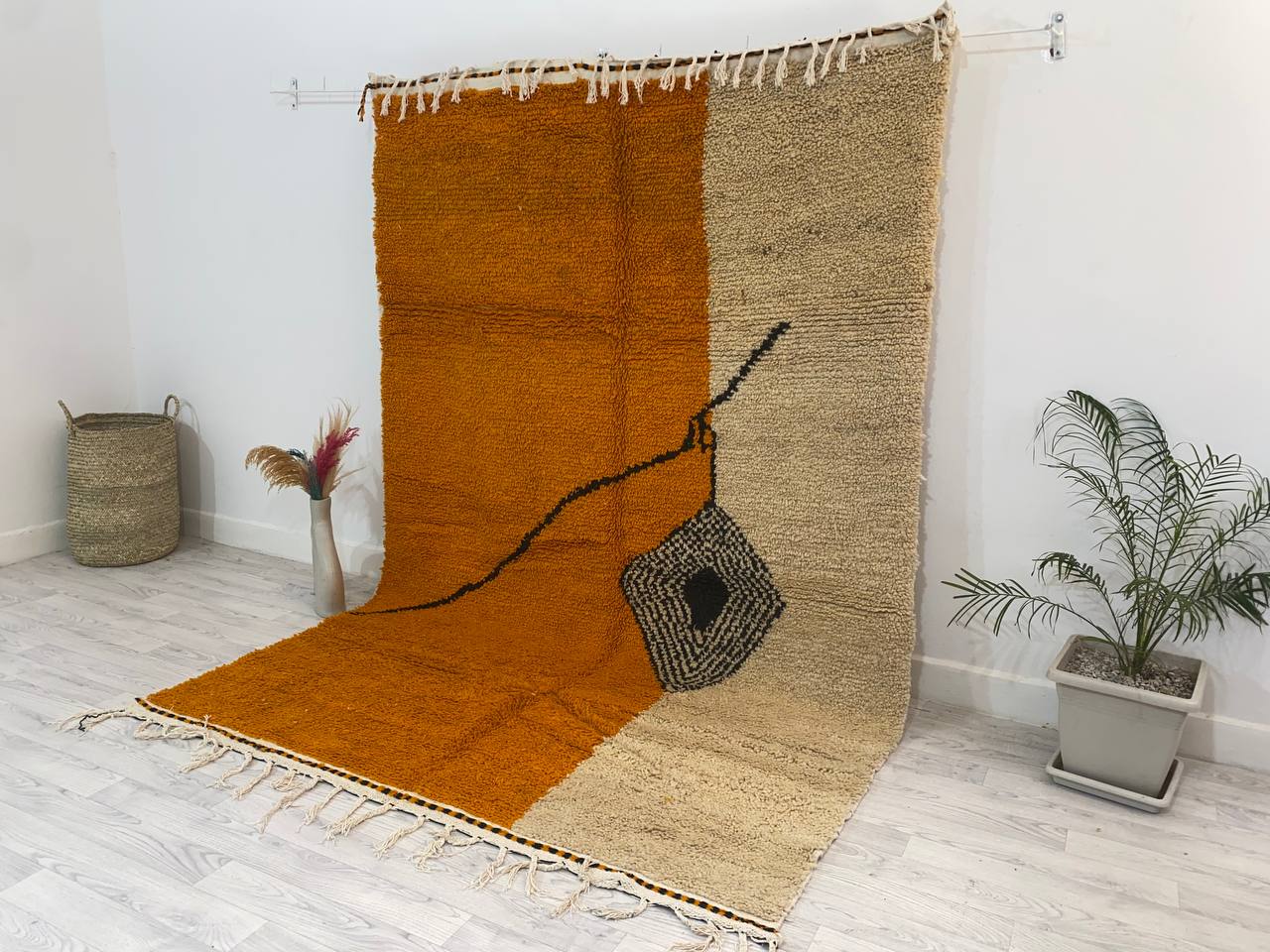 Handmade Moroccan Berber rug 276 x 183 CM