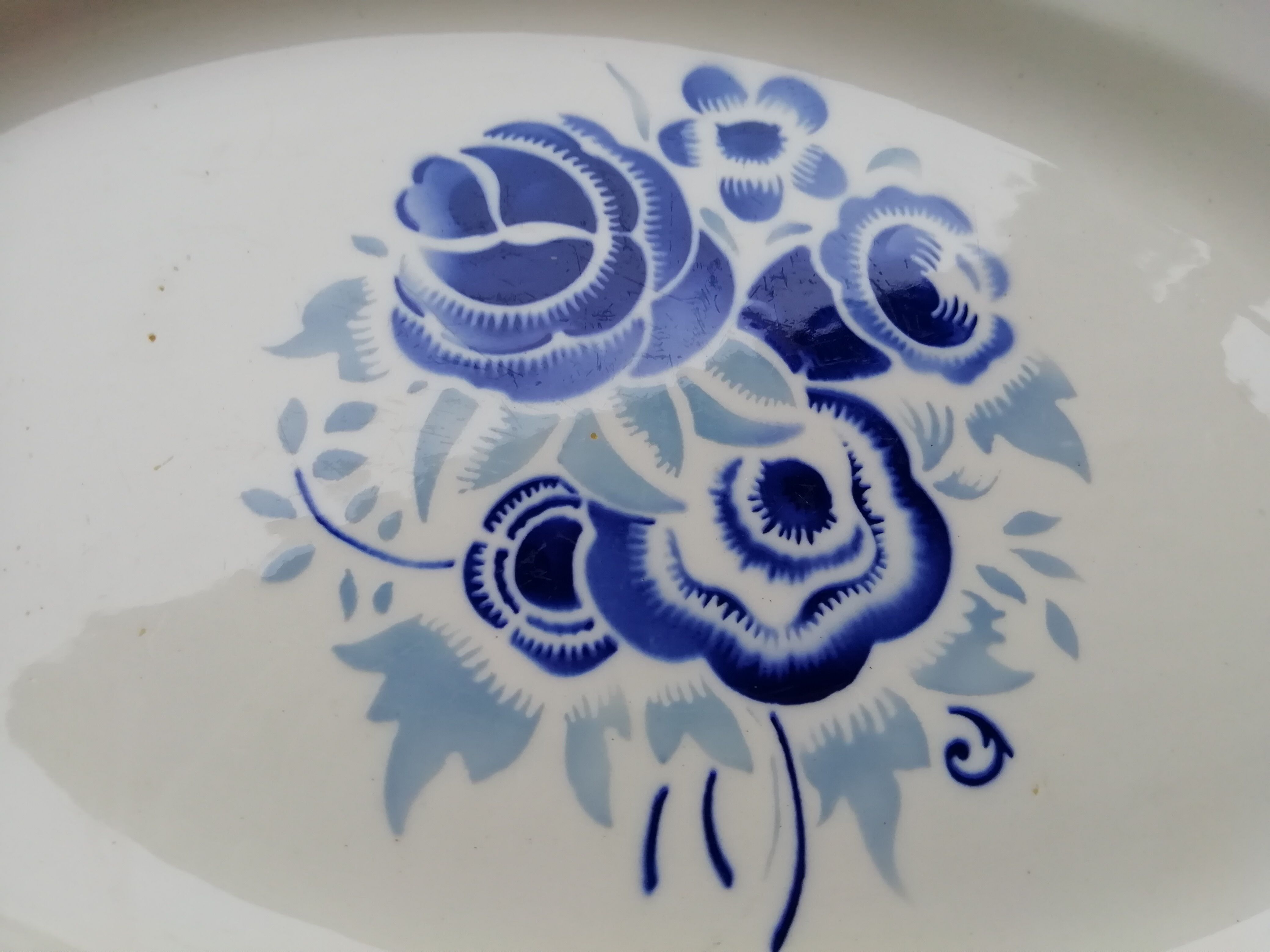 Badonviller blue pink oval dish