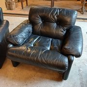 Paire fauteuils cuir design Tobia Scarpa