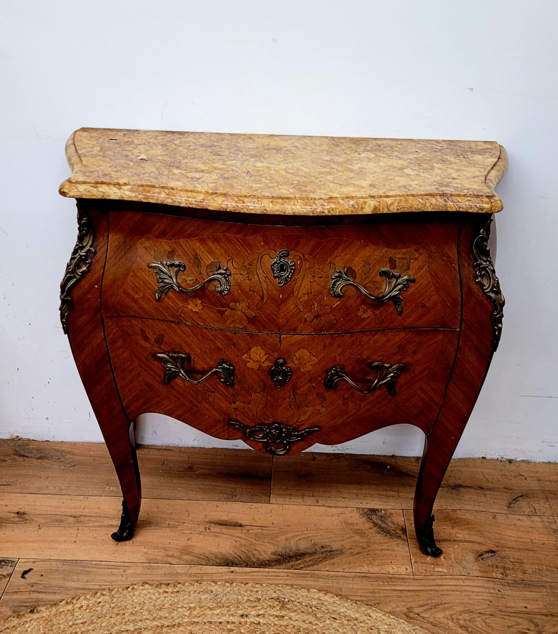 Curved louis XV style chest of drawers