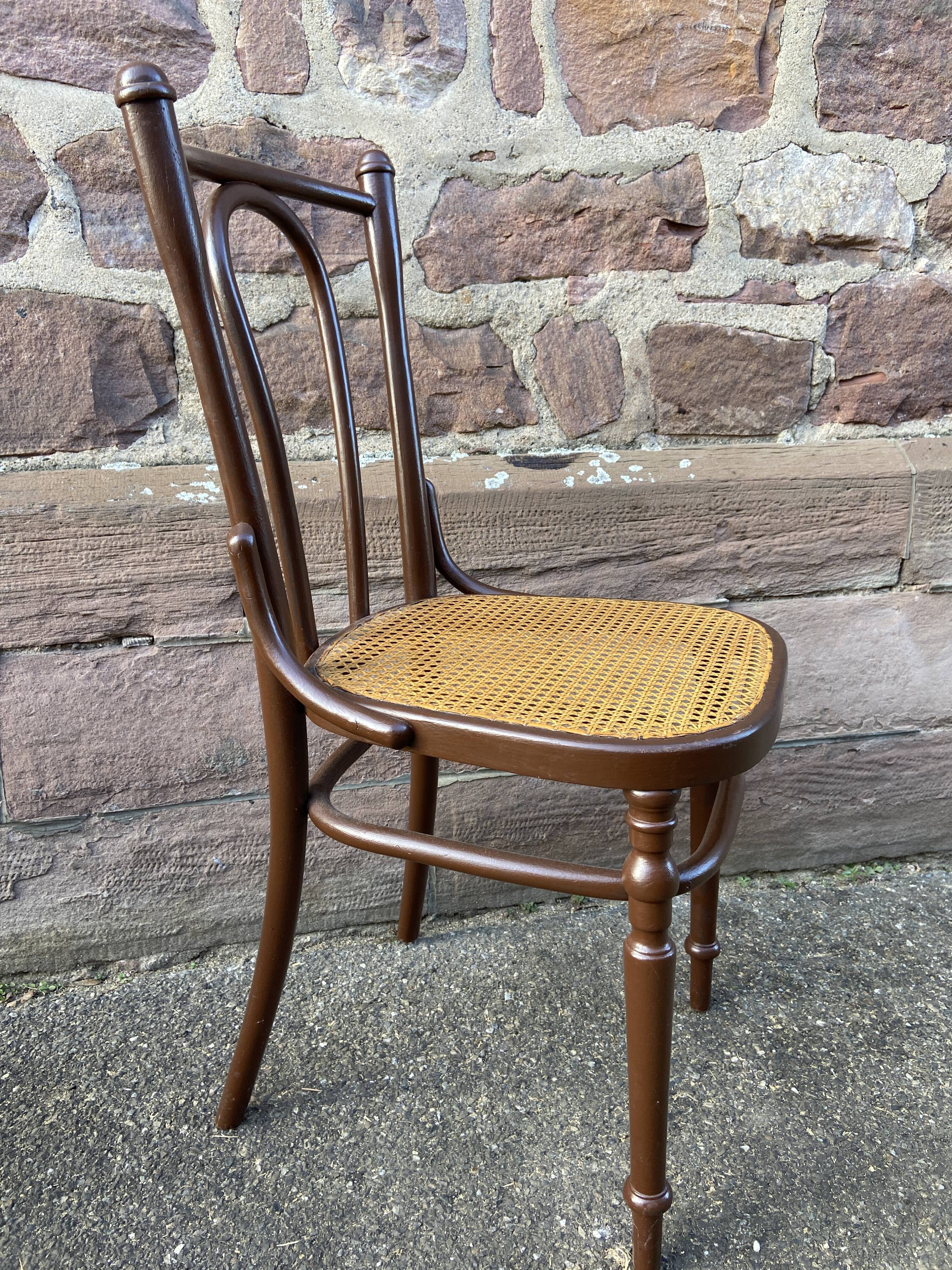 Pair of Viennese bistro chairs Fischel Nr 56 bentwood