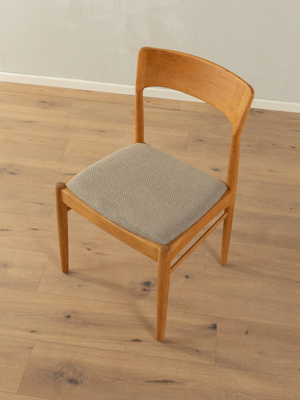 1960s dining chairs, Henning Kjærnulf