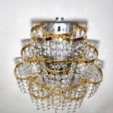 Applique du classique classique des cristaux. Espagne, années 1980.