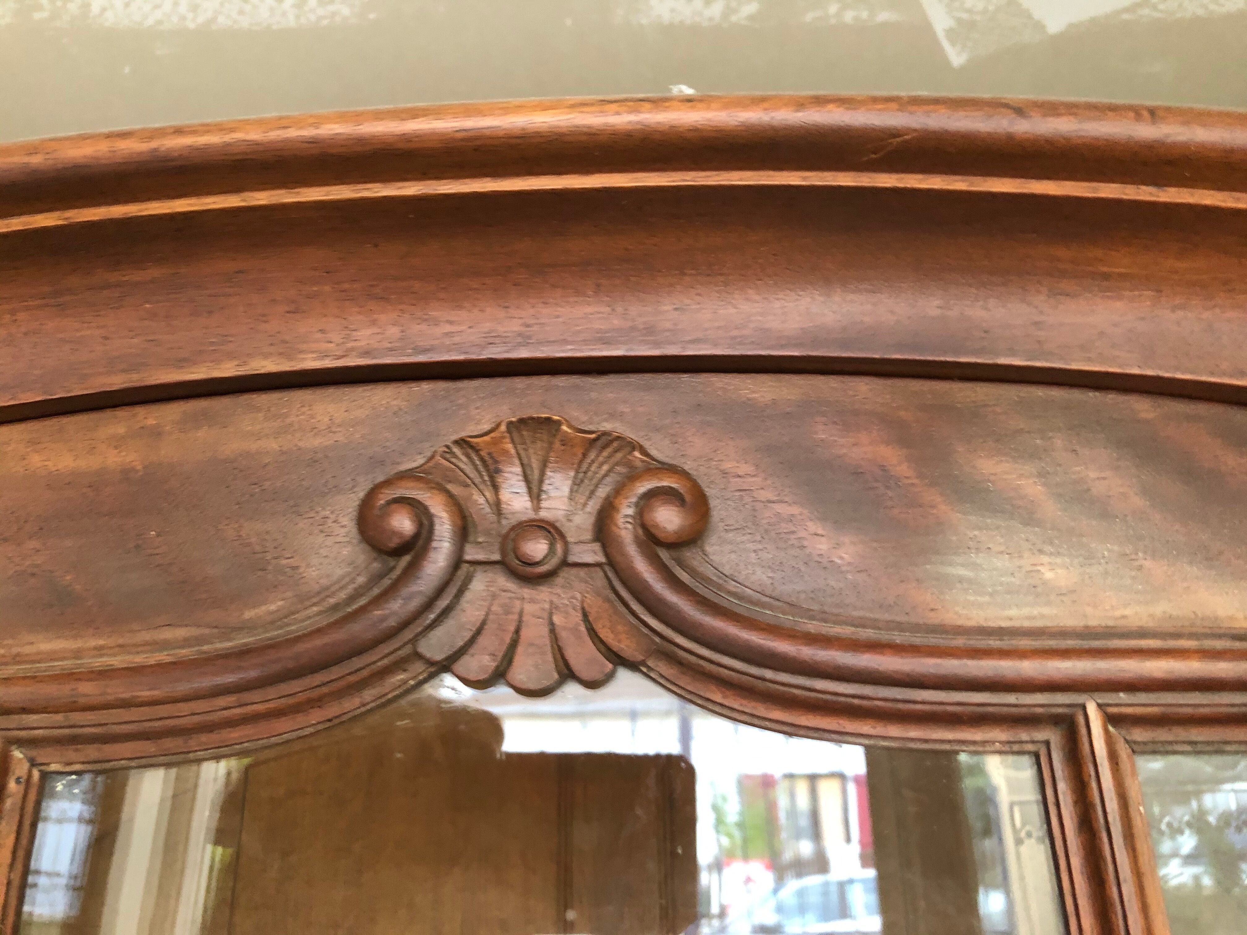 Vitrine ancienne