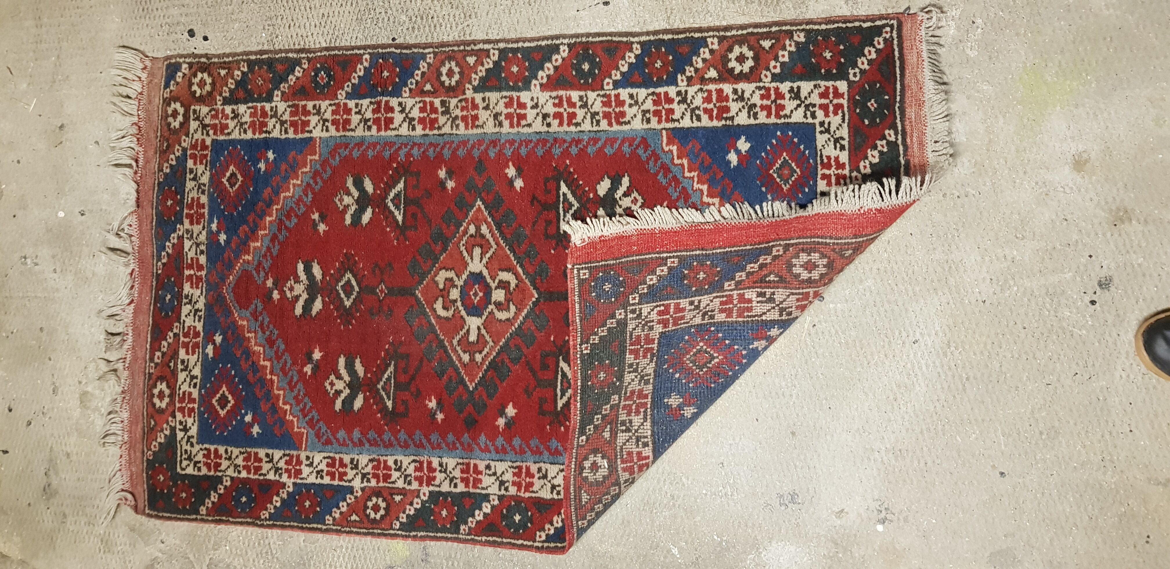 Handmade Persian rug 1124x77cm