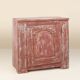 Armoire rustique parisienne en bois de pin avec de vieilles couches de peinture bordeaux, vers 18