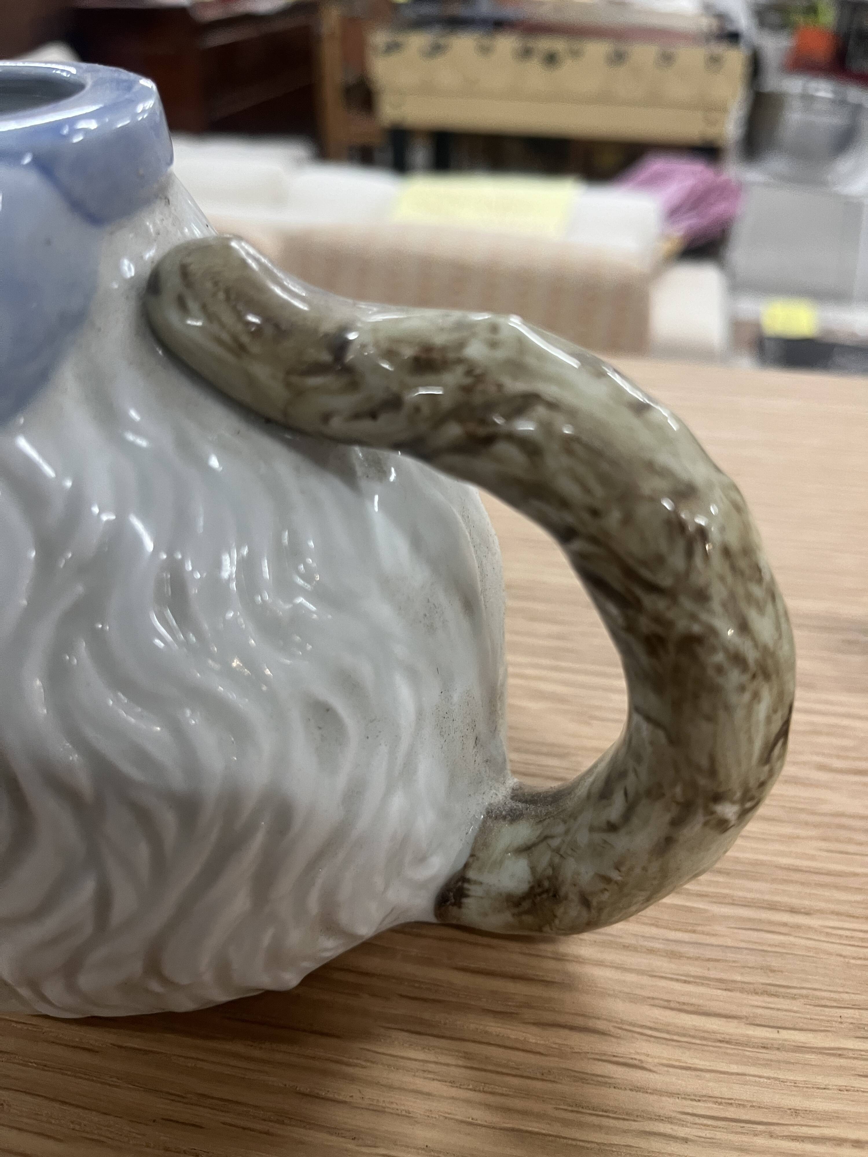 Japan cat teapot