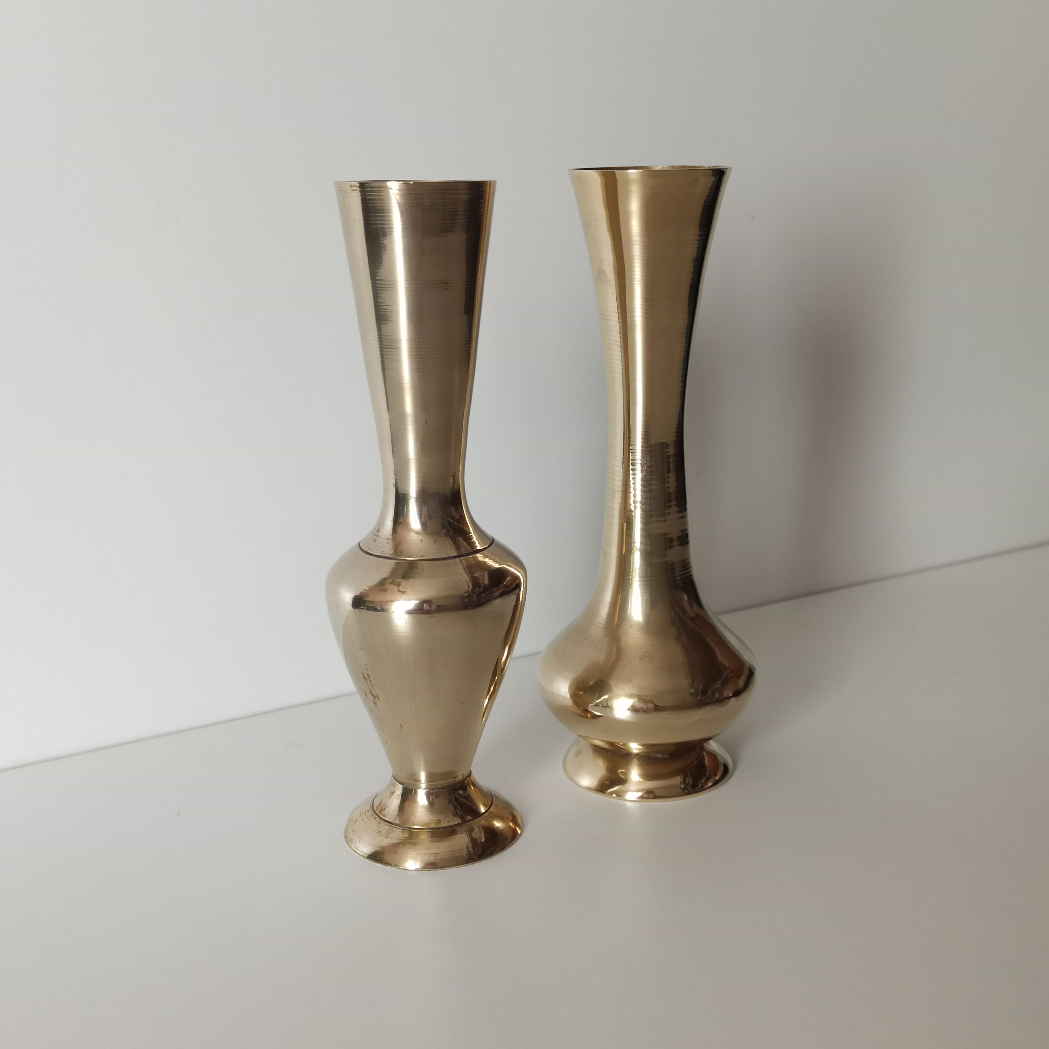 Duo of soliflores in vintage gilded brass