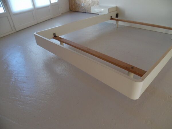 Raymond Loewy bed